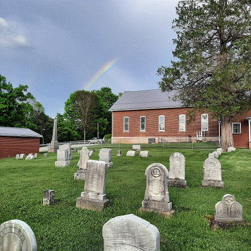 Jacobs_ Evangelical_Lutheran_Church_yard_01.jpg